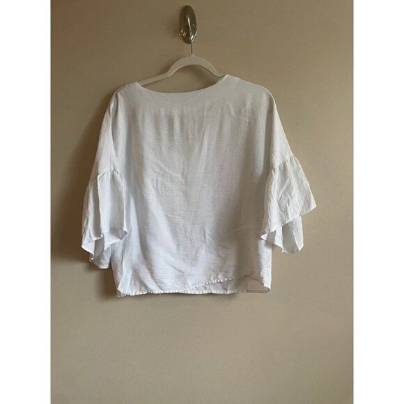Lumiere White shirt with bell sleeves medium - Picture 4 of 8